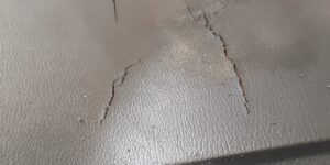 BMW ダッシュボードの割れ リペア