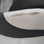 プリウス ホワイトレザー 擦れ リペア