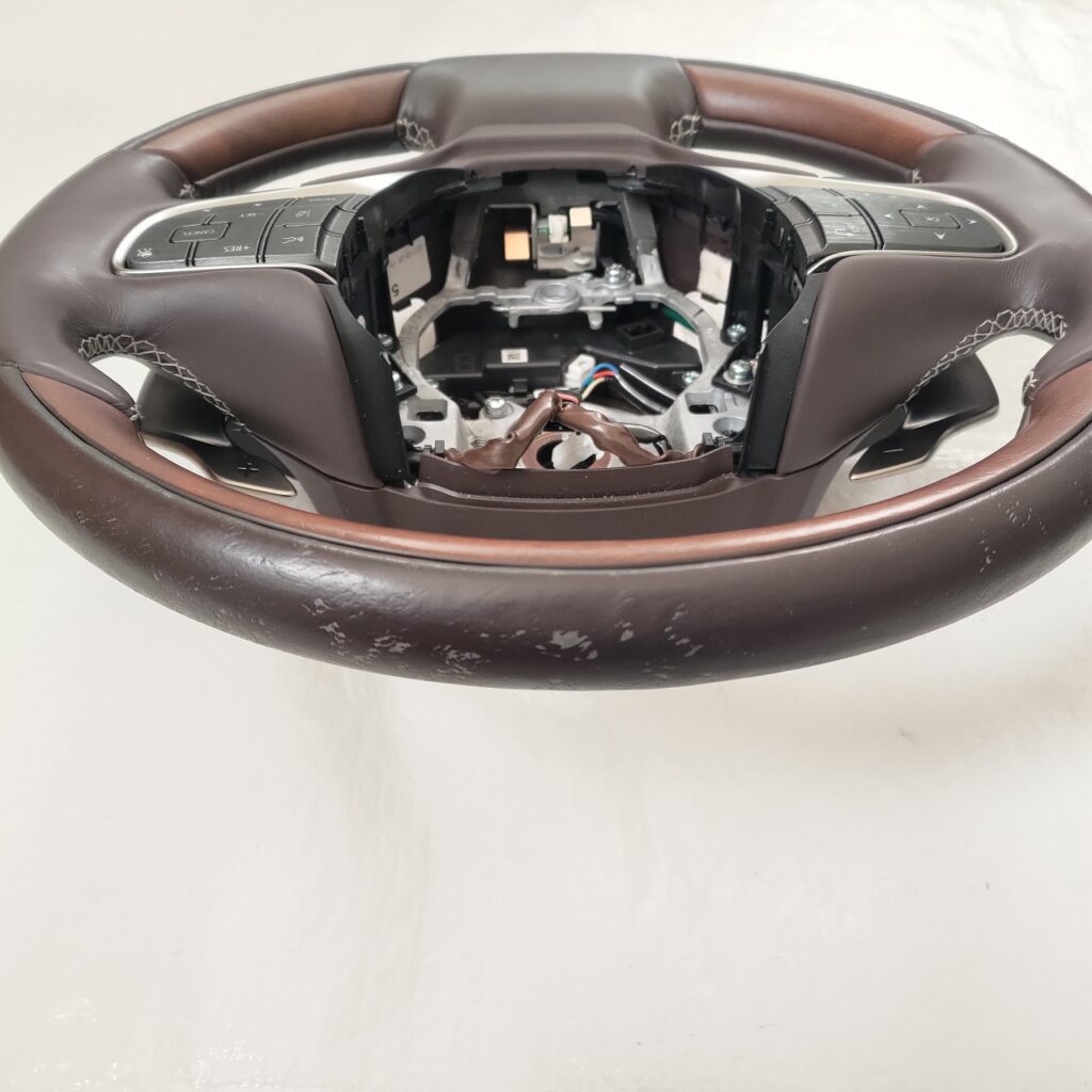 LS ステアリングリペア ひっかき傷